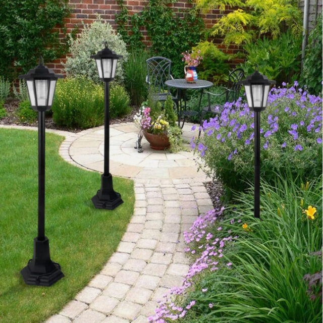 Natural Solar Powered Integrated LED Pathway Light