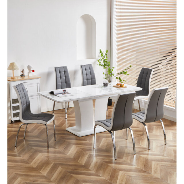 Braulio 6 - Person Dining Set