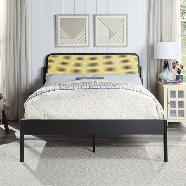 Alishea Metal Bed