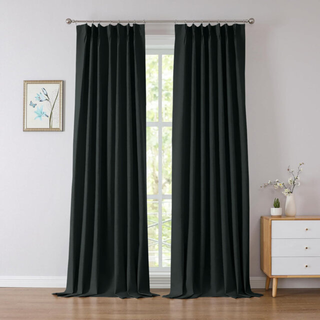 100% Polyester Room Darkening Pencil Pleated Blackout Curtain & Drapes