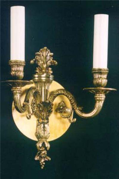 Blomquist Candle Wall Light