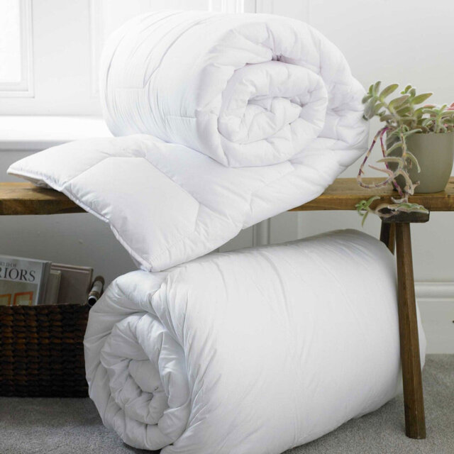 Hollowfiber Anti Allergic 4.5 Summer All Year Round Light Weight Tog Duvet