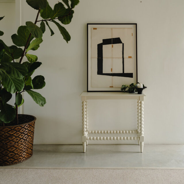 142cm Solid Wood Console Table