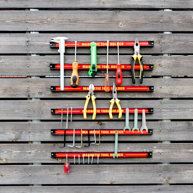 Set of 6 Magnetic Tool Strip Holder Garage Rail Wall Mounted Bits Storage Rack