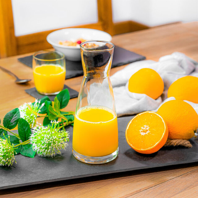 Ypsilon Glass Carafe