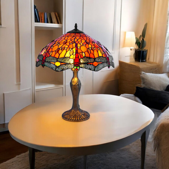 Coralie Resin Table Lamp