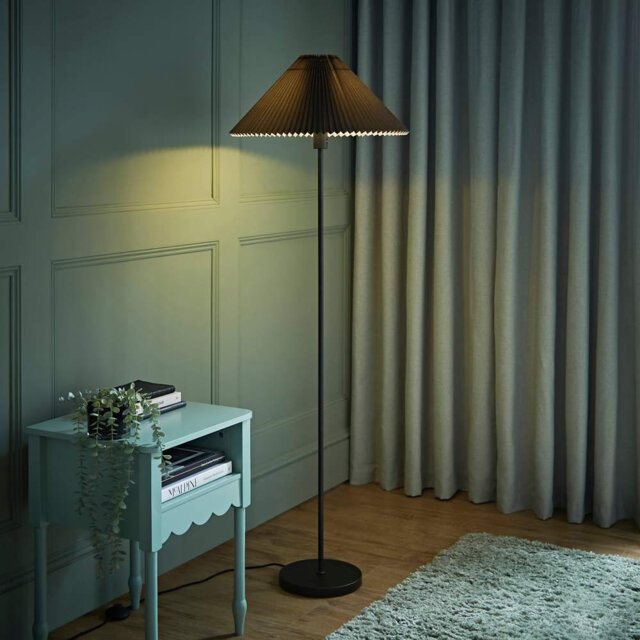 Kameron 156cm Traditional Floor Lamp