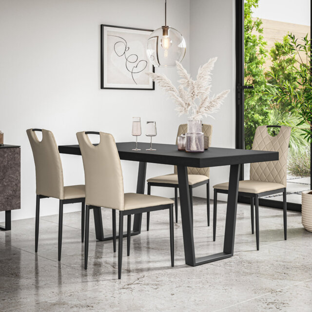 Davius 4 - Person Dining Set