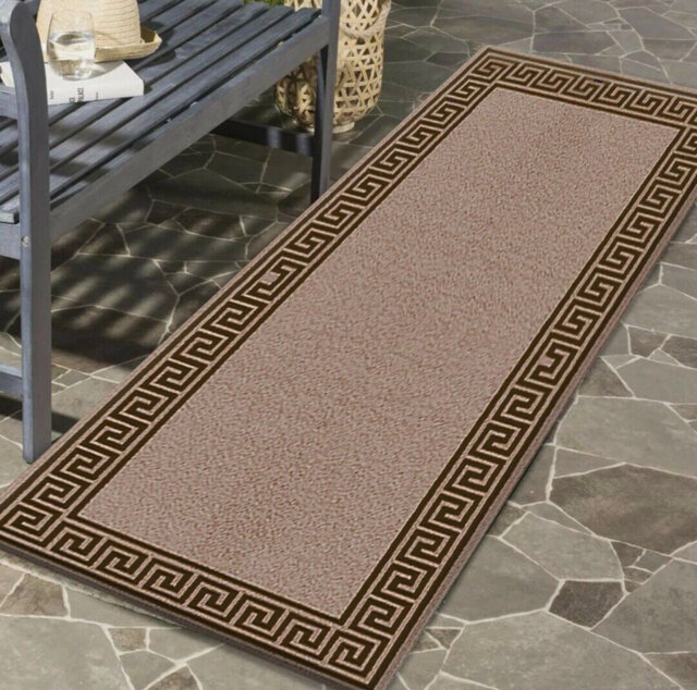 Amariyae Geometric Indoor / Outdoor Area Rug