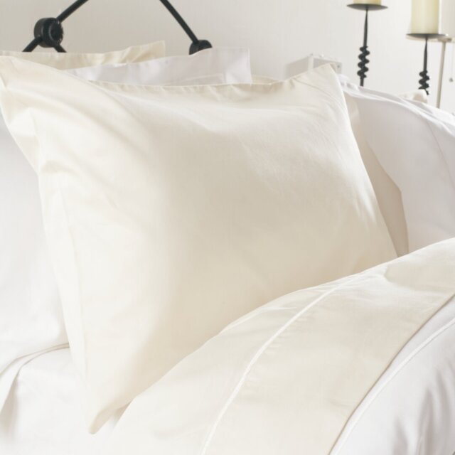 Plain Dye 200 TC Egyptian-Quality Cotton Oxford Pillowcase