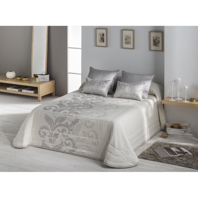 Harlee Cotton Blend, Polyester Floral Bedspread