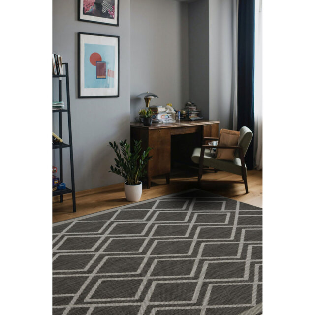Demarcio Geometric Indoor / Outdoor Area Rug