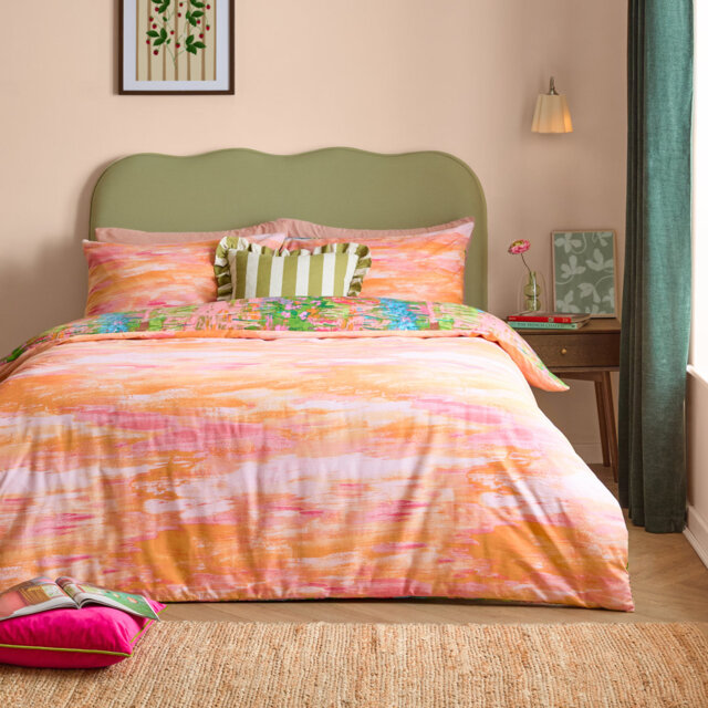 Meadow Abstract Duvet Cover Set with Pillowcases Included