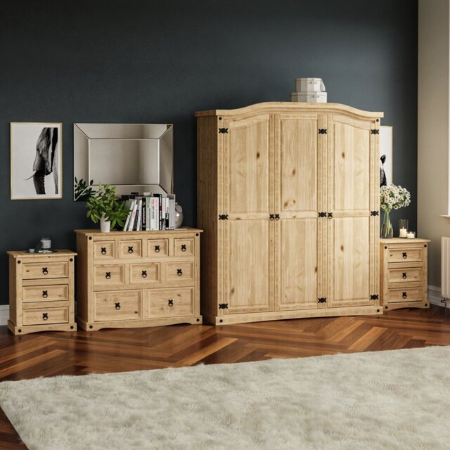 Harold Solid Wood Piece Bedroom Set