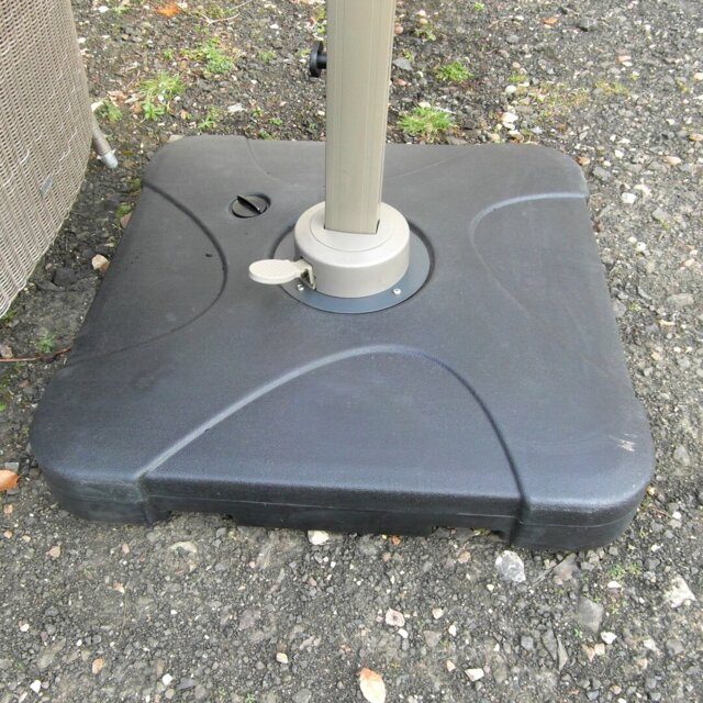 Jenifer 10.5kg Plastic Free Standing Umbrella Base