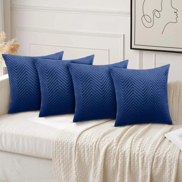Luxury Chevron Embossed Quilted Pattern Velvet Cushion Cover Set (4-Pack) - Soft Throw Cushion Cover for Home Décor