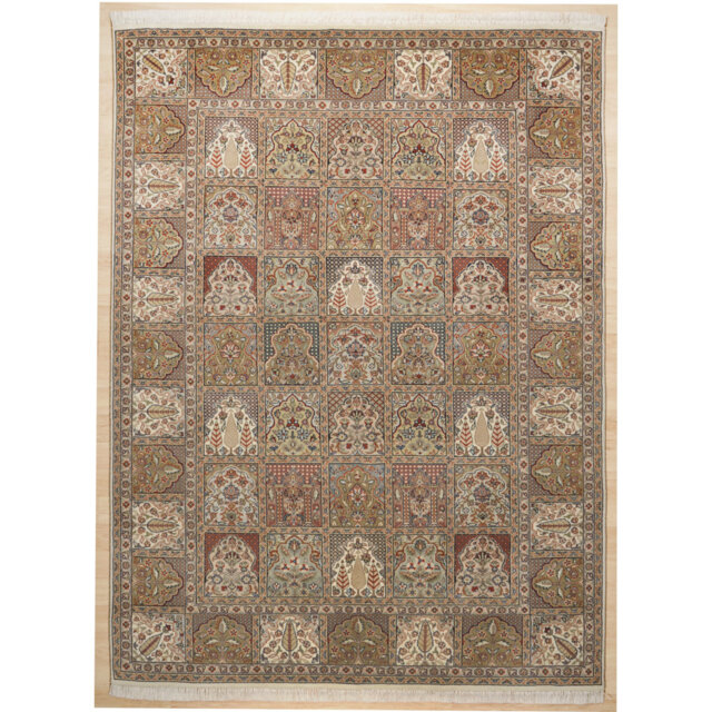 Classic Knotted Rug in Brown