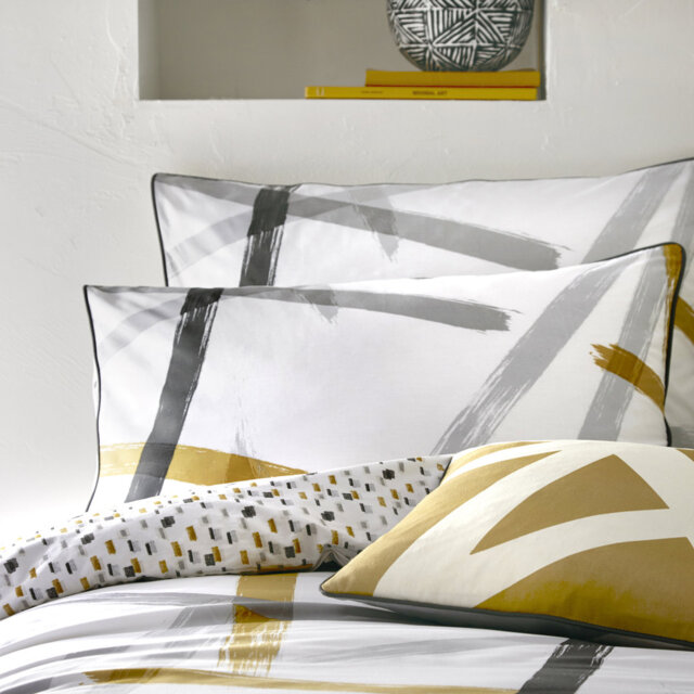 Cotton Geometric Shapes Duvet Cover Set with Pillowcases Included