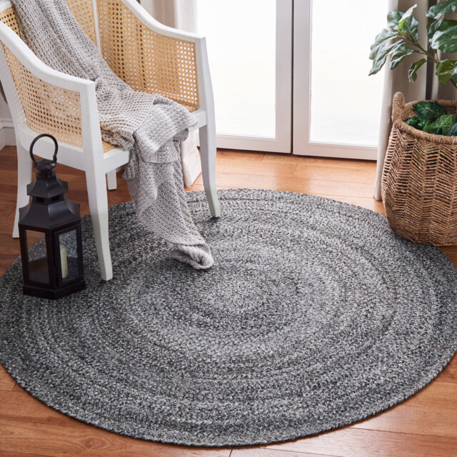 Round Amillianna Hand Woven Indoor / Outdoor Area Rug