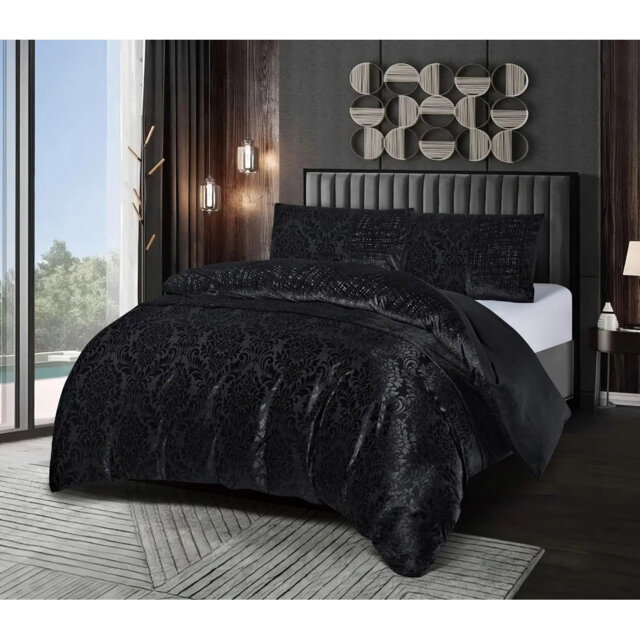 Polyester Duvet Cover Set with Pillow Shams Included
