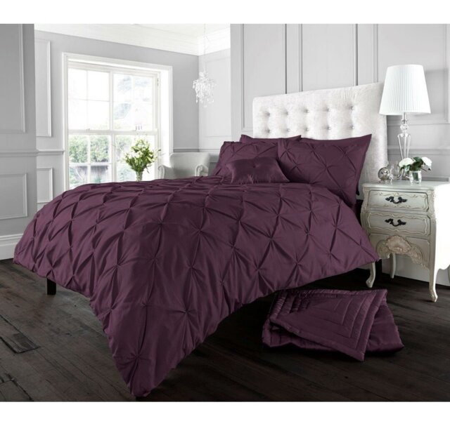 Premium Pintuck Polycotton Duvet Cover Set with Pillowcases Soft Breathable Easy Care Durable Bedding
