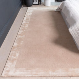 Aland Plain Hand-Woven Hand Tufted Beige/Natural Area Rug