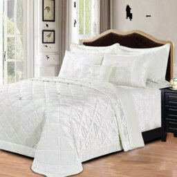 Velvet Bedspread with Pillow Shams Included