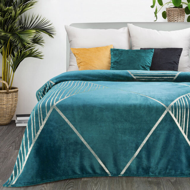 Polyester Geometric Shapes Bedspread