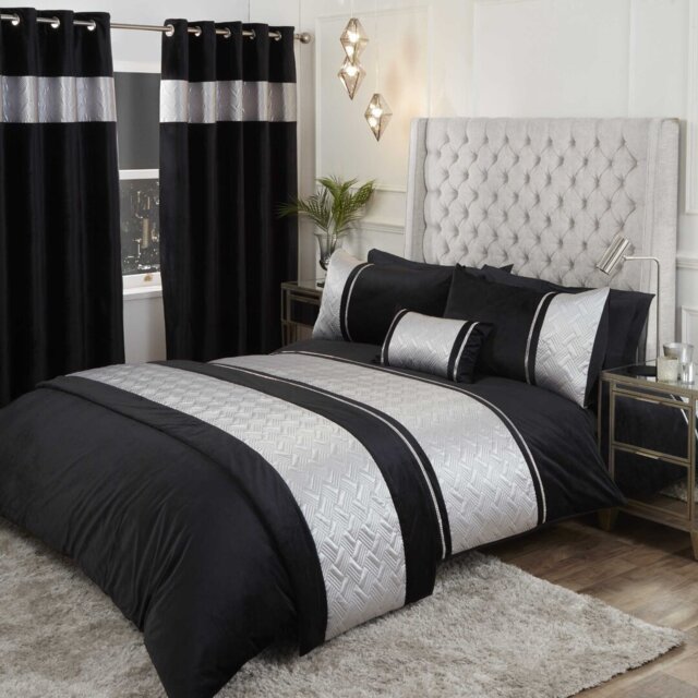 Olympia Cotton Blend Chevron / Zig Zag Duvet Cover with Pillowcases Included