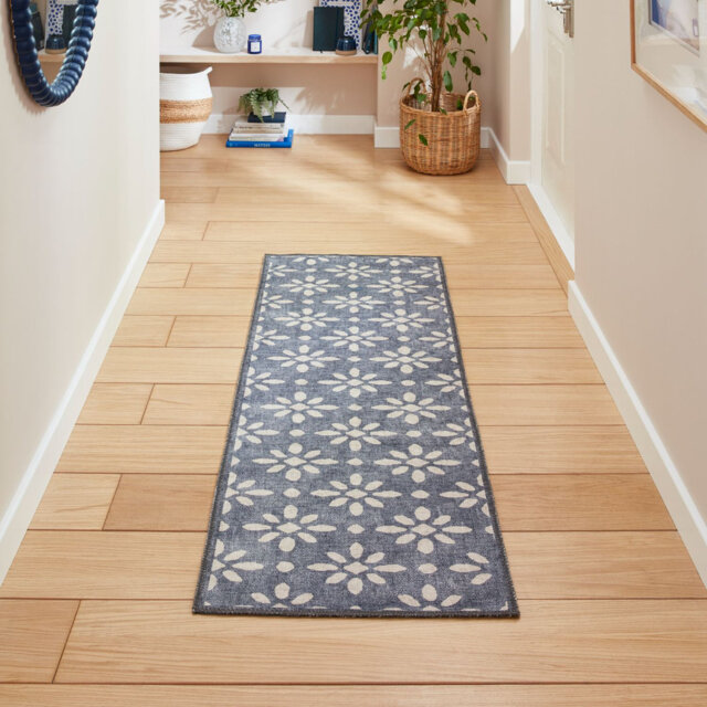 Runner Vincenzo Geometric Flat Weave Blue Area Rug