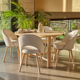 Whitewash Round Dining Table with 4 Boucle Dining Chairs with Whitewash Legs