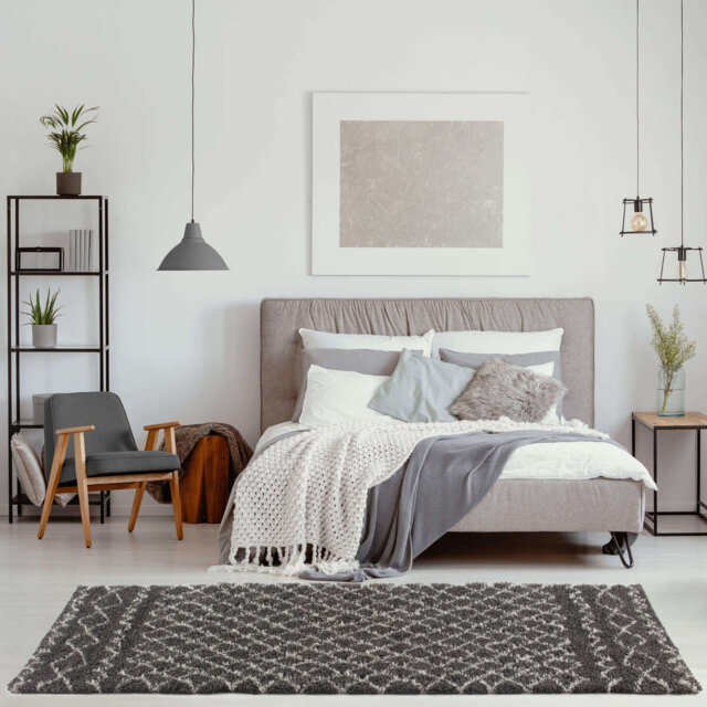 Moroccan Shaggy Collection Rugs Moroccan Design in Dark Grey/Ivory