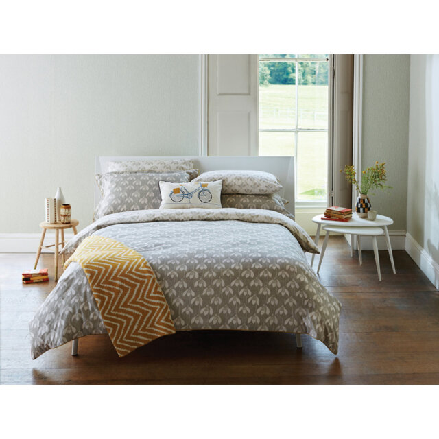 Snowdrop Cotton Floral Duvet Cover Set