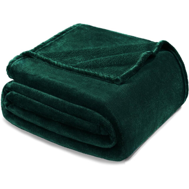 Extra Large Fleece Throw Blanket For Couch, Sofa, 300GSM Super Soft And Warm Blankets, Forest Green Throw All Season Use, Cozy, Plush, Lightweight, 12