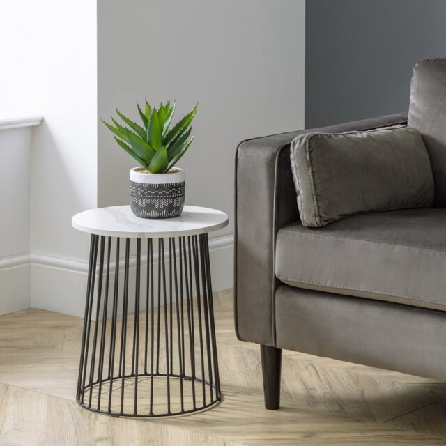Labuguen Pedestal End Table