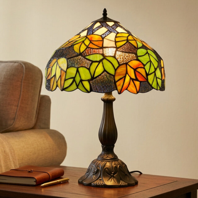 Classic Mapleleaf Tiffany Stained Glass Table Lamp - 12 inch Diameter, Green
