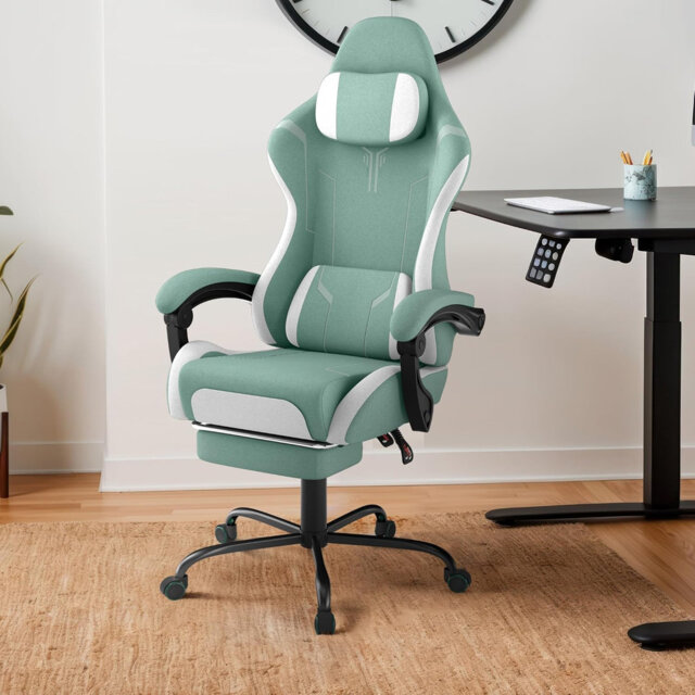 Rebrilliant Swiveling Game Chair