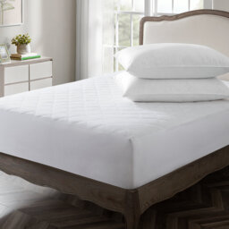 Janya Hypoallergenic Microfiber Waterproof Mattress Protector - Extra Deep Pocket, Soft & Durable Cover