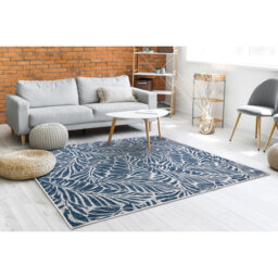 Aliyonna Rectangle Floral Flatweave Area Rug