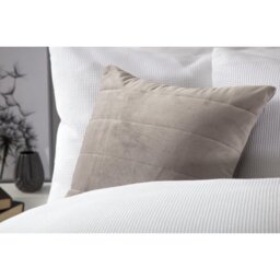 Verona Polyester Solid Colour Sham with Pillow Shams Included