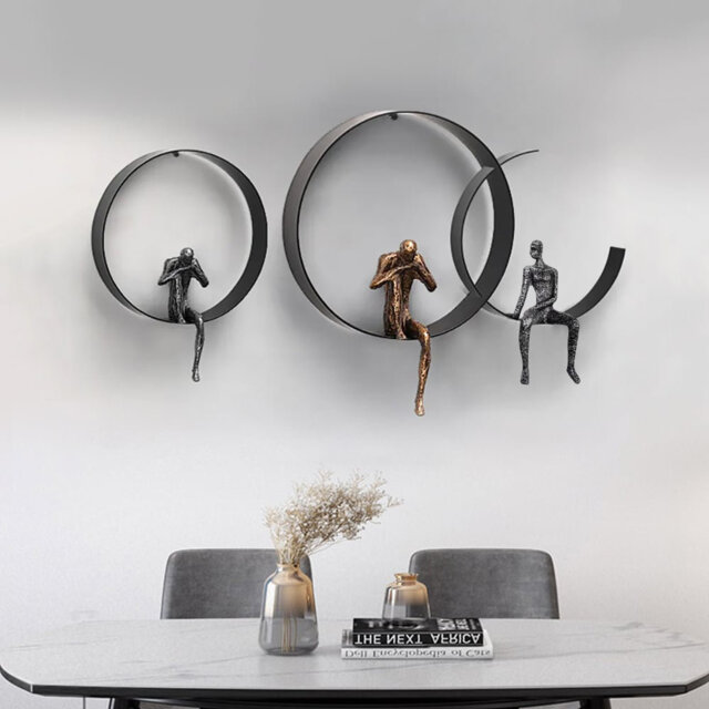 Modern 3D Artistic Figure Metal and Resin Wall Décor