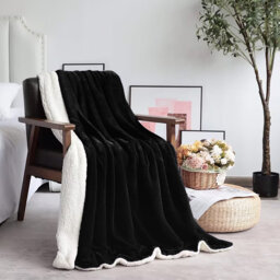 Super Soft Sherpa Fleece Blanket – Reversible Cozy Throw, 240 GSM