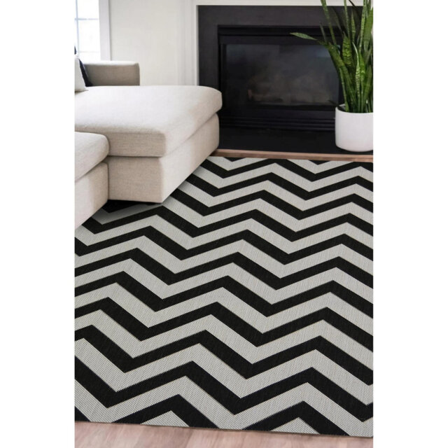 Chevron / Zig Zag Indoor / Outdoor Area Rug
