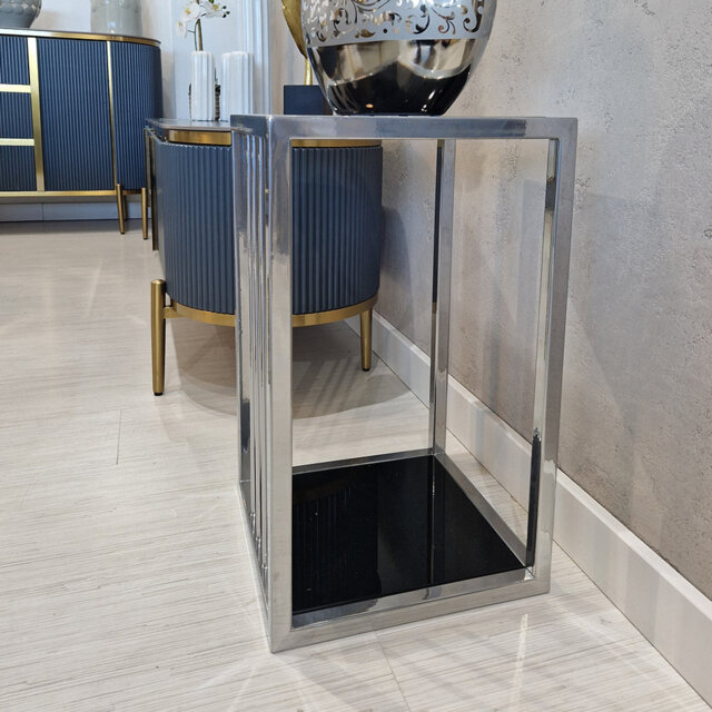 Side Table Roma