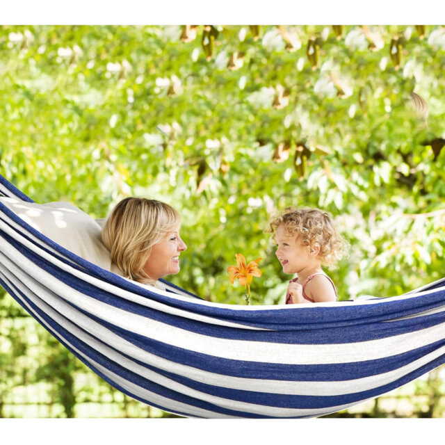 Portable Tree Hammock with Detachable Spreader Bar Pillow 2 Strong Webbings 2 Carabiners