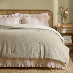 Edie Cotton Solid Colour Bedspread