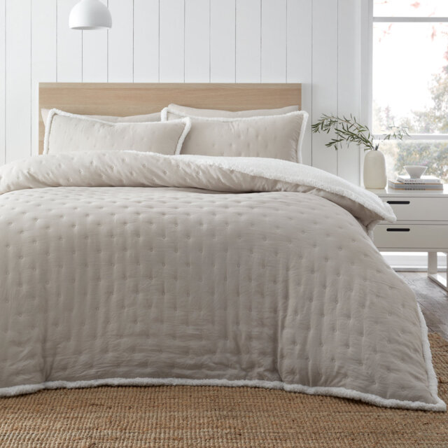 Cosy Nori Soft Sherpa Duvet Cover Set