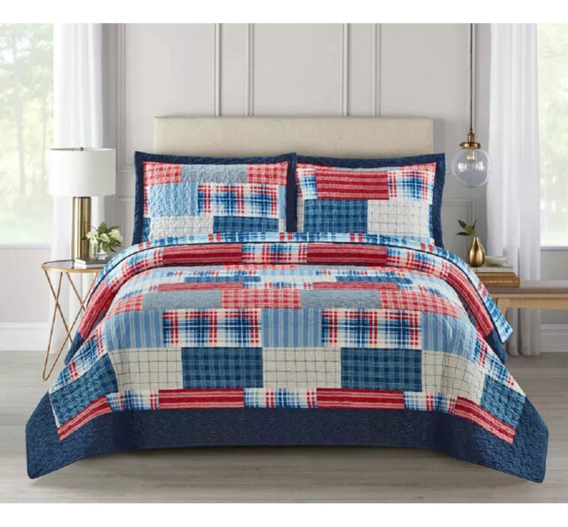 Newlin Polyester Patchwork Bedspread with Pillow Shams Included