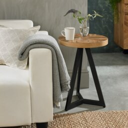 Stoltzfus Cross Legs End Table