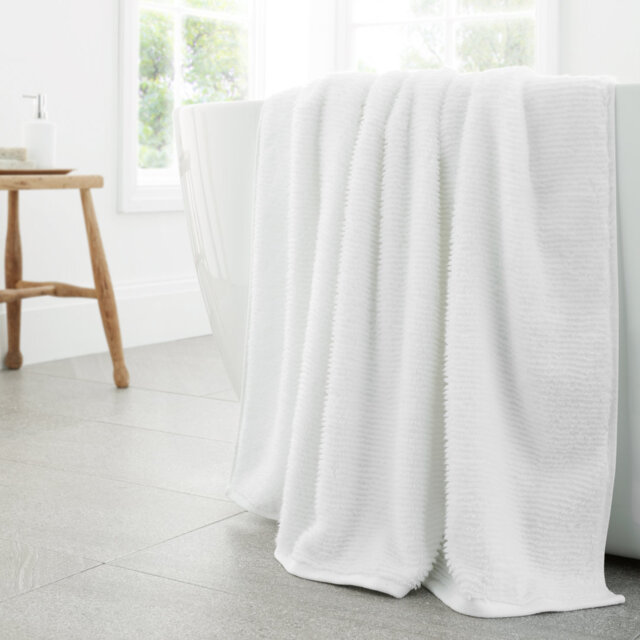 Soft Zero Twist Spa Towel 100% Cotton Bath Towel